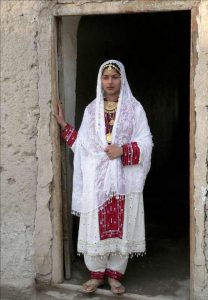 لباس محلی زنان سیستان و بلوچستان