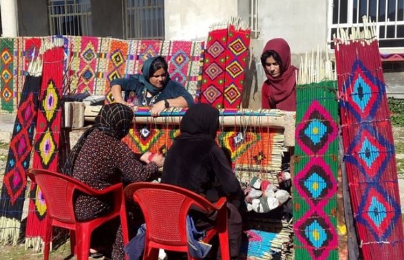 صدور ۸۸۰ پروانه تولید کارگاهی و انفرادی صنایع‌دستی در ایلام