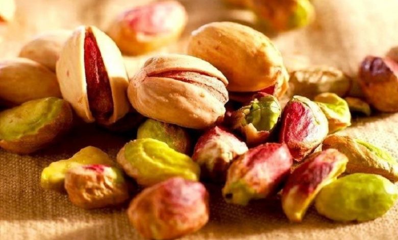 150 هزار تن پسته صادراتی روی دست کشاورزان ماند/ هشدار نسبت به قاچاق گندم به کشورهای همسایه