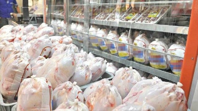 فروش مرغ بالاتر از ۱۵هزار تومان ممنوع است/ با متخلفان برخورد قاطع می‌شود