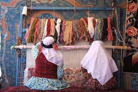 هنر فرش‌بافی کاشمر رو به زوال است