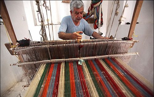 تار و پود اشتغال در «جاجیم زیارت»/ دست هایی که نقش خاطره می‌زنند