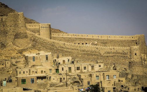 روستای فورگ دارای قلعه بسیار زیبا