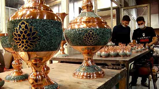 راه‌اندازی کارگاه‌ صنایع‌ دستی در اصفهان در پیچ وخم بروکراسی اداری