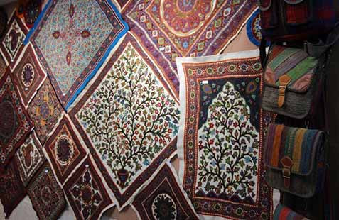 نمایشگاه تابستانی صنایع دستی در کرمان برپا می‌شود