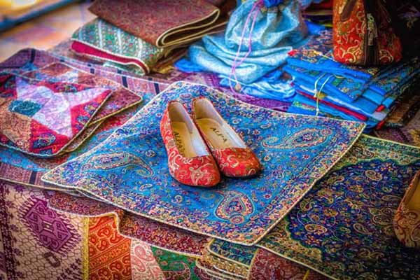 صنایع دستی یزد زمین‌گیر شد