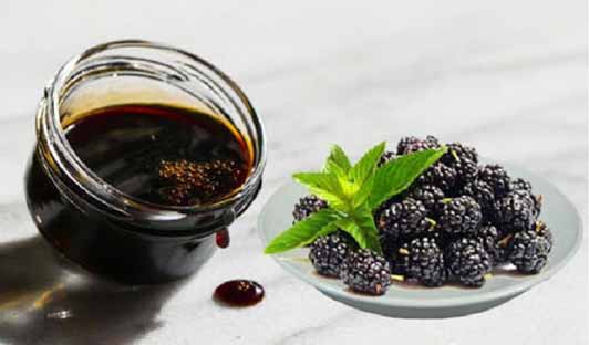 از تهیه شیره ‌توت تا آبگوشت باغی و زرتشتی‌دوزی