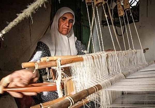 تولیدات صنایع دستی مناطق روستایی و محروم کشور به صورت مستقیم عرضه می‌شود